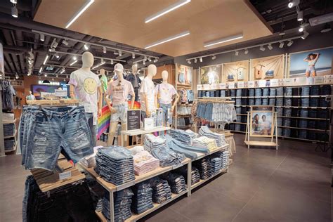 american eagle & aerie store brea photos
